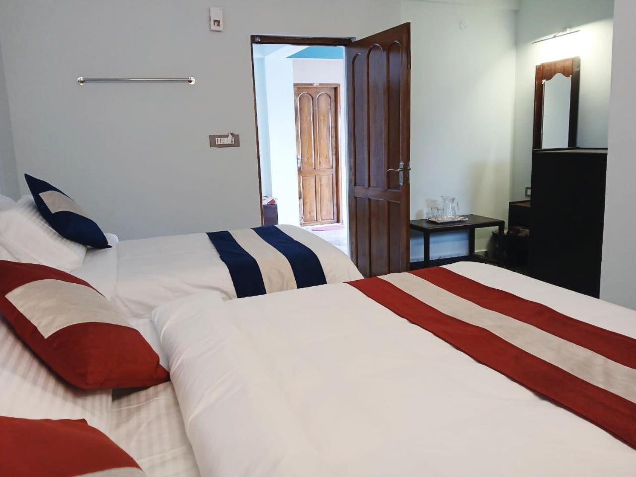 Ponmurugan Residency Kodaikanal Buitenkant foto