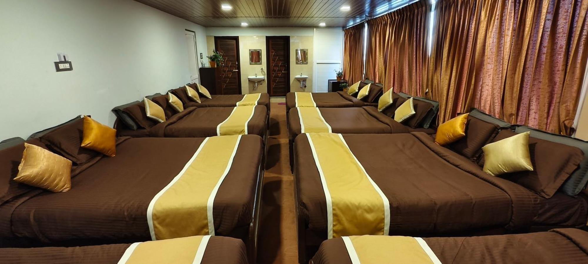 Ponmurugan Residency Kodaikanal Buitenkant foto